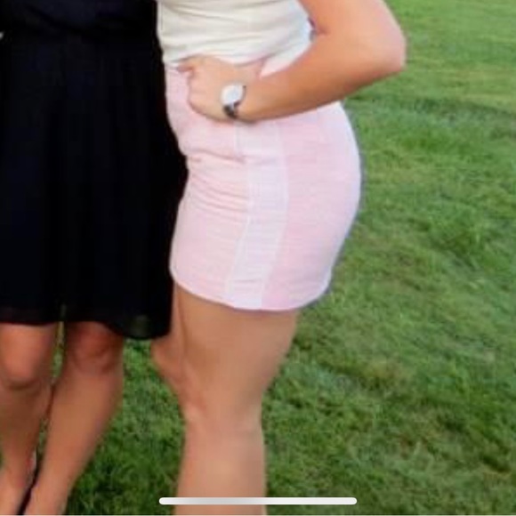 DISCOUNTED SHIPPING 📦 Wilfred mini skirt - Picture 8 of 8